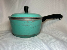 Vtg MCM Club Aluminum Turquoise Blue Enamel Sauce Pot With Hanging Ring And Lid - £32.13 GBP