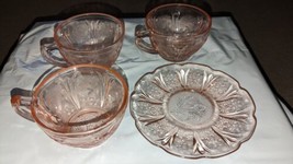 Pink Depression Glass 3 Cups &amp; Saucer Cherry Blossom Jeannette Glass Chi... - $24.74