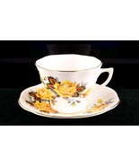 *Bone China Tea Cup And Saucer Set Made in England - $190.20 MXN