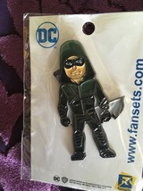 SDCC 2017 SAN DIEGO COMIC CON EXCLUSIVE ARROW PIN SWAG BAG - $29.99