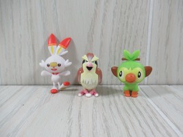 Pokemon Scorbunny Grookey No Tail + Vintage Tomy Pidgey 3 Figure Lot Small - $10.90