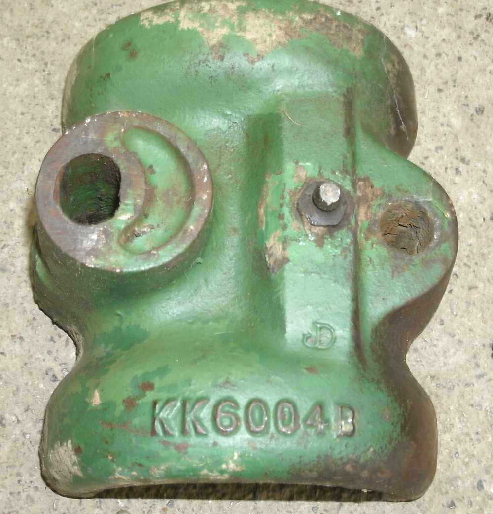 Original John Deere Disc Harrow Clam Shell Half Bearing KK6004B RWA KBA - $45.59