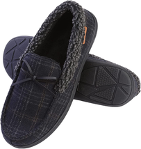 Men&#39;s Black Slippers Moccasin Plush Lined House Shoes - Size 11 - £33.31 GBP