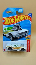 Hot Wheels Rodger Dodger Flames Supercharger White 2025C Model Car - $141.79 MXN