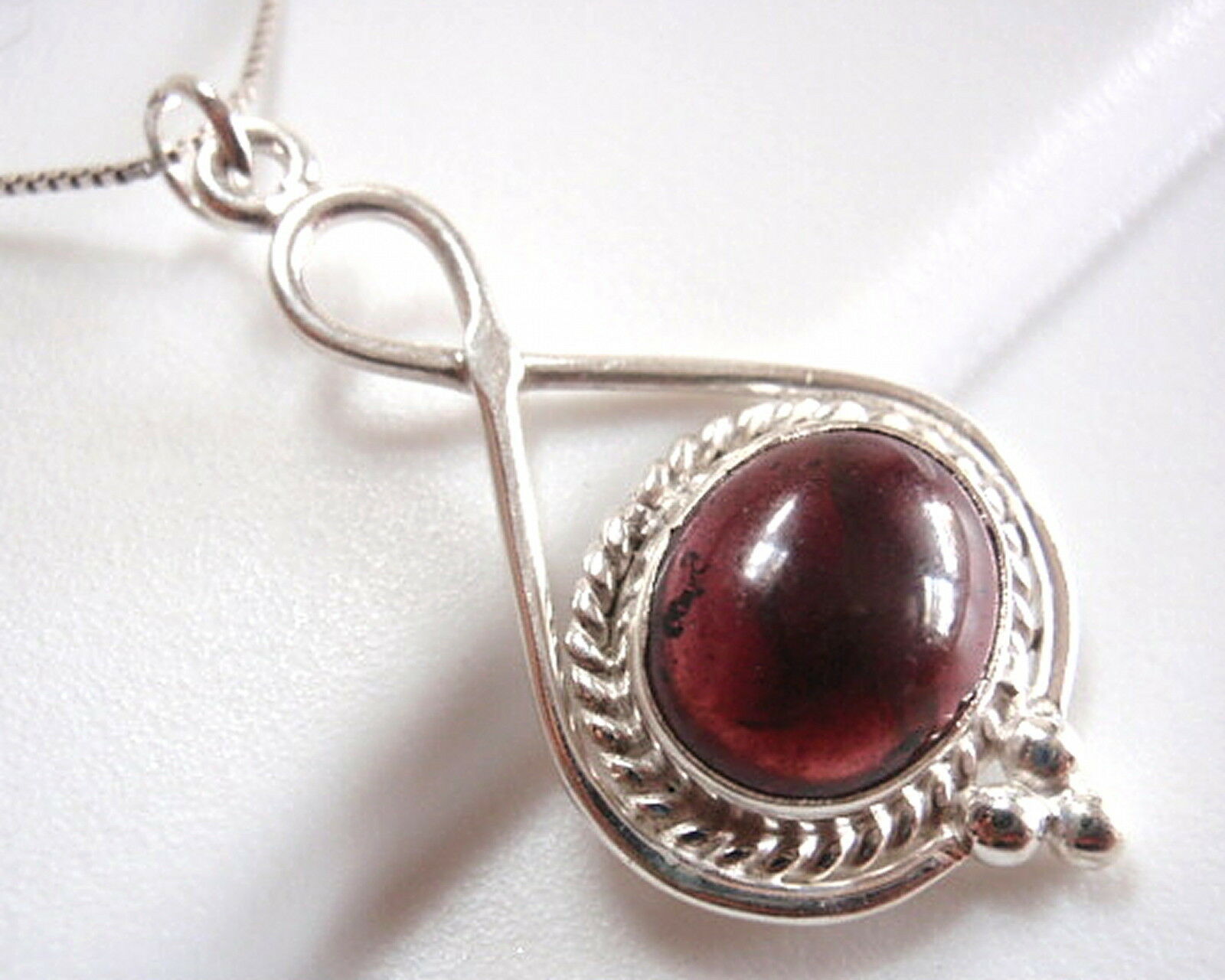 Garnet 925 Sterling Silver Pendant with Rope Style Accent New - £10.04 GBP