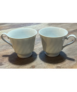 Set of 2 Vintage Sheffield Bone White China Swirl Coffee/Tea Cups - €8,25 EUR