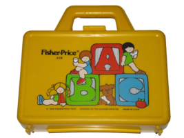 Fisher Price 1979 Plastic Lunch Box #638 - $112.88 MXN