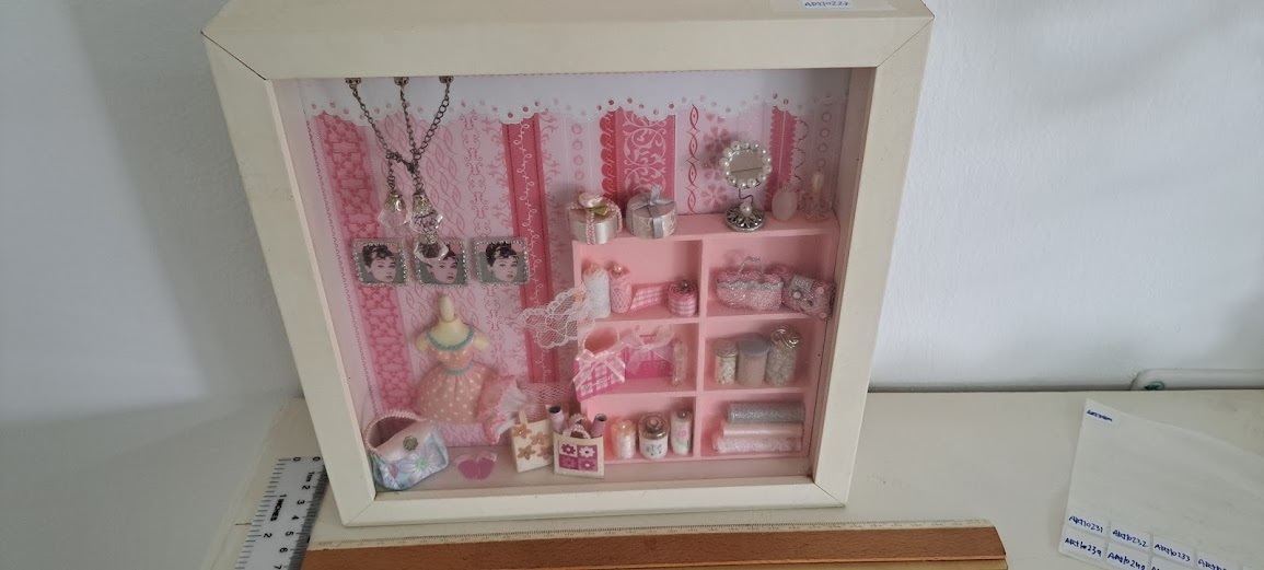 Miniature handmade art in box [ART10227] - $59.00