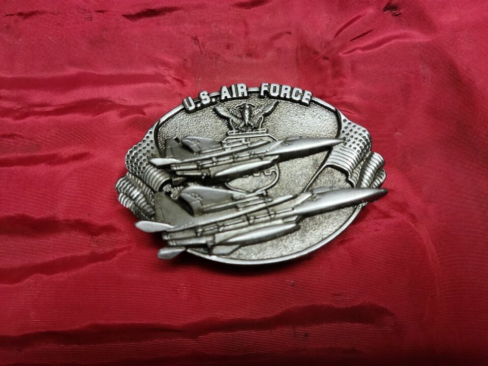 United States Air Force Belt Buckle J132  Bergamont Brass 1982 Armed Services - $7.45