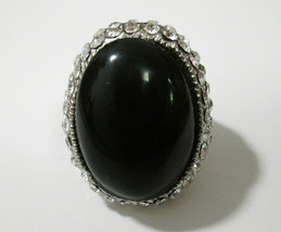 Estate Find Statement Ring Black Oval Cabochon &amp; Rhinestones NOT MAGNETIC Sz 5.5 - £7.11 GBP