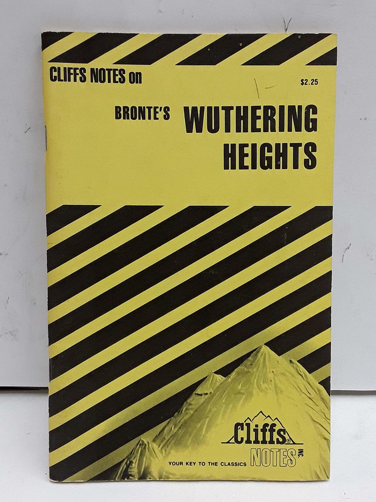 Wuthering Heights (Cliffs Notes) James, Janet C. - Books & Magazines