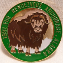 1992 Anchorage Fur Rondy Rendezvous Collector Pin/Musk Ox-Mint Condition  - £15.64 GBP
