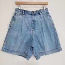 Vintage Lizwear Jean Shorts Claiborne High Rise Mom Pleated Denim Blue  Sz 12 - £28.42 GBP