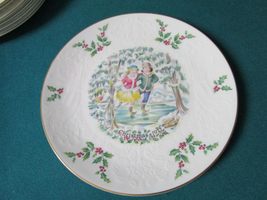 Compatible with Royal DOULTON Collector Plates Christmas Plates 1977-1978 - 1981 - £28.16 GBP