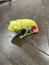 Enesco Home Grown Figure  Banana Pepper Chameleon Retired 4027165 - $138.20 CAD