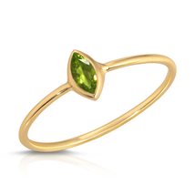 14K Solid Gold Ring With Natural Marquis Shape Bezel Set Peridot - £184.40 GBP
