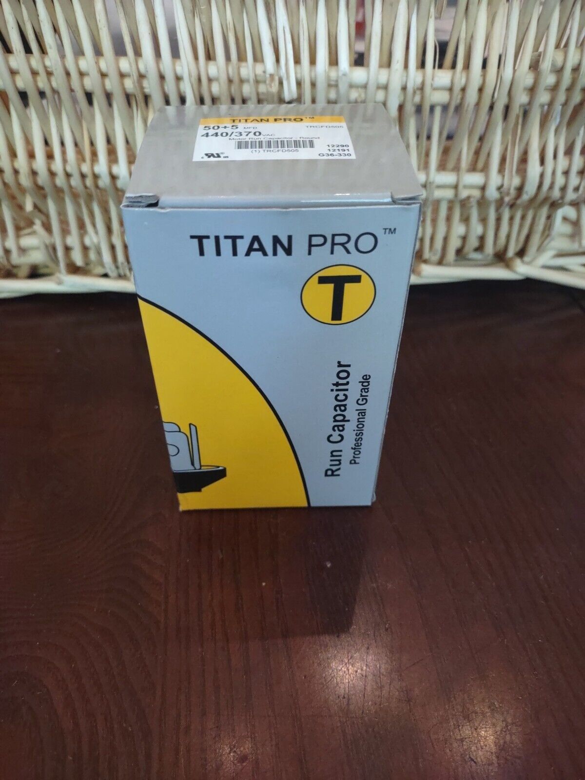 Primary image for Titan Pro 50+5 MFD 440/370 Vac