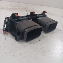 Toyota Corolla Dash Air Vent Center Middle  2019 2020 2021 - $74.94