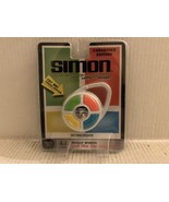 Simon Says Carabiner Lights &amp; Sounds 2012 Hasbro White Edition - £21.01 GBP