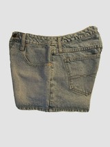 Size 9 Women/Junior Shorts L.E.I. Short Shorts Booty Denim 5 Pocket Med Wash GUC - £12.53 GBP