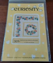 Curiosity 1991 Nasturtium Wreath Applique 12&#39;&#39; Block Border 509 Quilting - $11.30