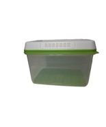 Rubbermaid Fresh Works Produce Saver Food Storage Container 17.3 Cup 4.1 L - £13.65 GBP