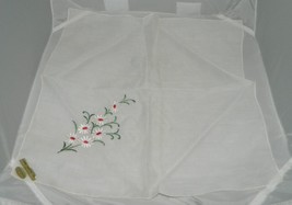 Vintage Red &amp; White Embroidered Flower Cotton Handkerchief Napkin - £6.05 GBP