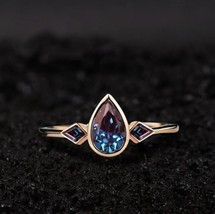 Vintage Pear-Cut Alexandrite Ring, Solitaire Ring, 925 Sterling Silver - £88.38 GBP