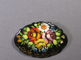 Pin-Brooch Hand Painted Floral Roses Oval on Wood Handmade 2.5&quot; x 1.5&quot;. - £6.11 GBP