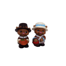 Pilgrim Thanksgiving Squirrel Plastic Salt &amp; Pepper Shakers - $11.87