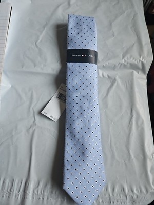 Tommy Hilfiger Men&#39;s Silk Blend Tie  Light Blue Diam  Pattern ~ NEW MSRP... - $18.76