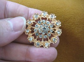 (bb604-32) white rhinestone crystal ornate flower wreath gold tone brooch pin - £12.69 GBP