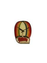 VINTAGE AUSTRALIA&#39;S NORTHERN TERRITORY SOUVENIR LAPEL HAT PIN BADGE BROOCH - $283.80 MXN