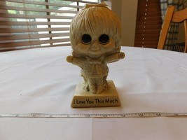 &quot;I Love You This Much&quot; 1970 Big Eyed Girl Figurine Gift 9072 W &amp; R Berri... - £12.06 GBP