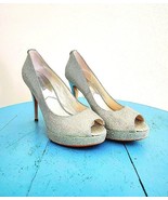 Michael Kors New York Silver Glittery Peep Toe Platform 4&quot; Pumps Size: 6... - $242.14 MXN