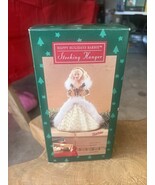 Hallmark HAPPY HOLIDAYS BARBIE Stocking Holder White Fur Gold Gown Box - $127.47 MXN
