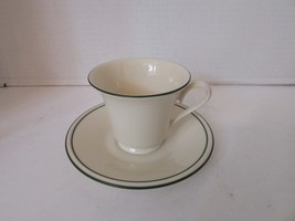 LENOX SHORT FOOTED TEACUP &amp; SAUCER IVORY WITH CHRISTMAS GREEN RIM &quot;SPECI... - $73.69 MXN