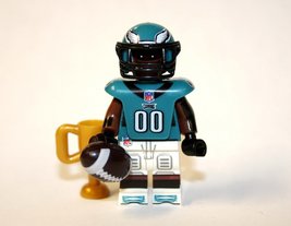 Philadelphia Eagles Football Minifigure Custom - $6.50