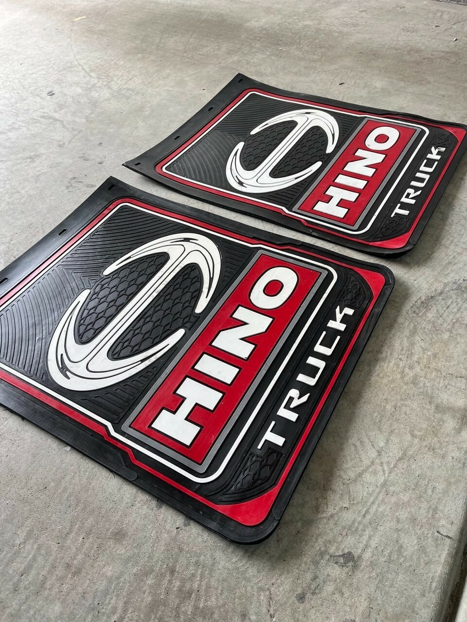 fits Hino Semi Truck Mud Flaps Guards Flaps 26"W X 30"H Set  (2) Item image 7