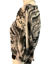 Jennifer Lopez Womens Poncho Blouse Animal Print Cold Shoulder, Size XS - $148.14 MXN
