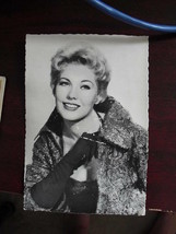 Vintage Movie Photo Postcard Kim Novak LOOK - £14.76 GBP