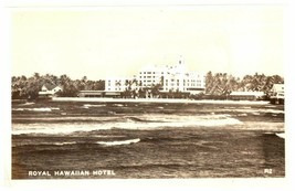 Vintage Royal Hawaiian Hotel &amp; Ocean Waves Hawaii Postcard RPPC - £26.39 GBP