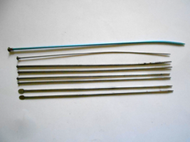 Set of 8 Assorted Knitting Needles - £11.82 GBP