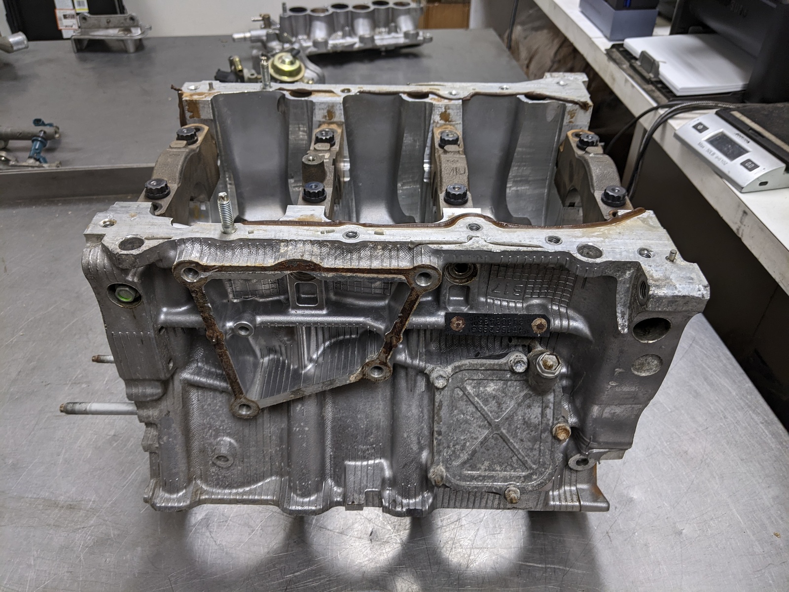 Engine Cylinder Block For 00-04 Toyota Avalon  3.0 - $593.95