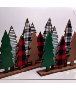 Happy Holidays Tabletop Wood Trees Christmas Red Plaid Tin Green Pack of 3 - $29.72 CAD