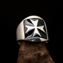 Nicely crafted Men&#39;s Black Templar Knight Ring Maltese Cross - Sterling Silver - £52.75 GBP