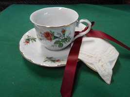 Great Collectible Lynns Fine China Cup &amp; Saucer With Cloth Napkin - £4.66 GBP