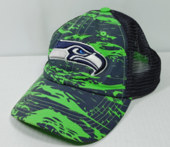 Seattle Seahawks Trucker Hat Cap Green Blue Camo NFL Team Apparel Snapback - $242.67 MXN