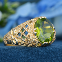 Natural Peridot Vintage Style Filigree Ring in 14K Yellow Gold - £721.66 GBP