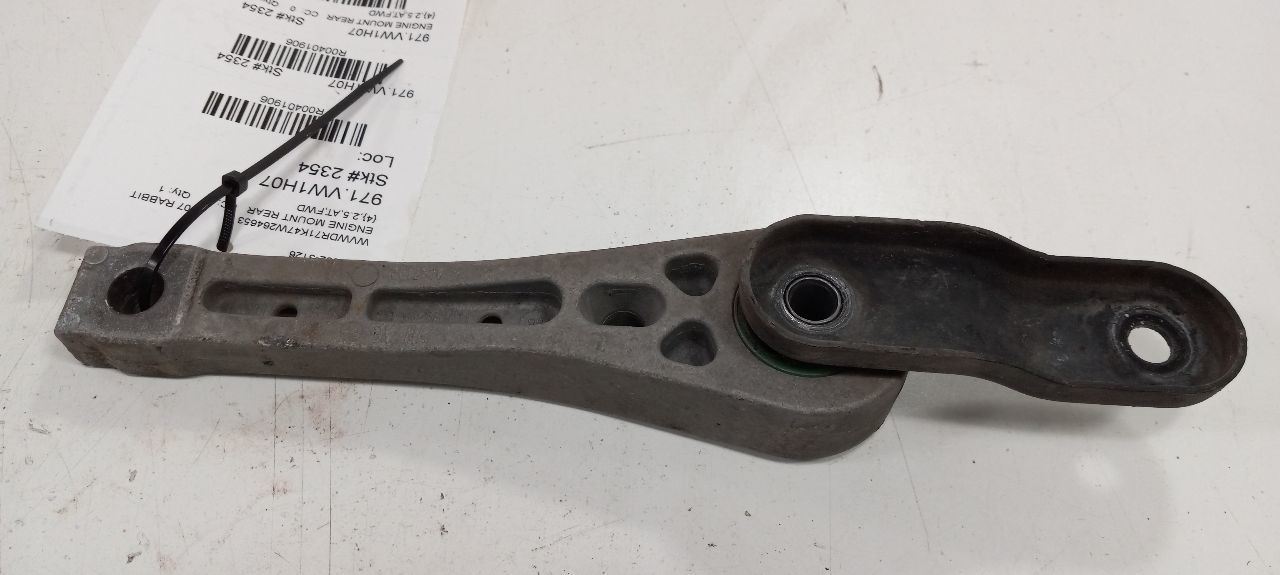 Volkswagen Rabbit Engine Motor Mount Rear Back 2006 2007 2008 2009 - $35.94